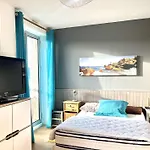 Studio 2 Personnes Vue Sur Mer Au Port De Ploumanac\'H Perros-Guirec - Ref 877